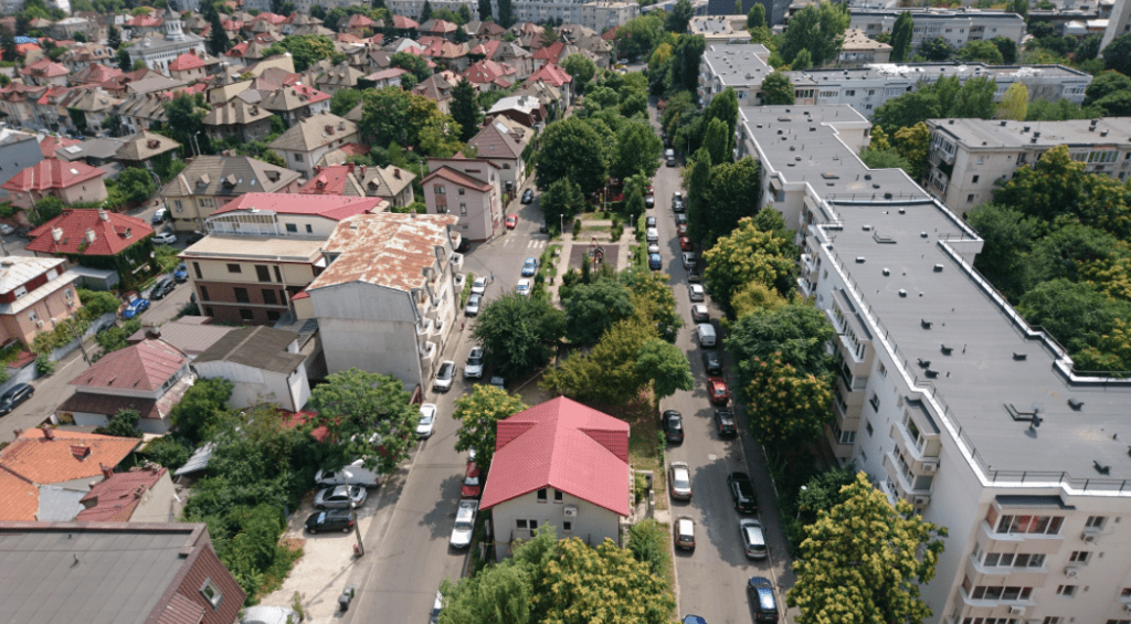 Roofing in Romania